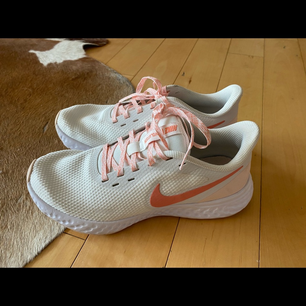 Women’s Nike Revolution Sneakers